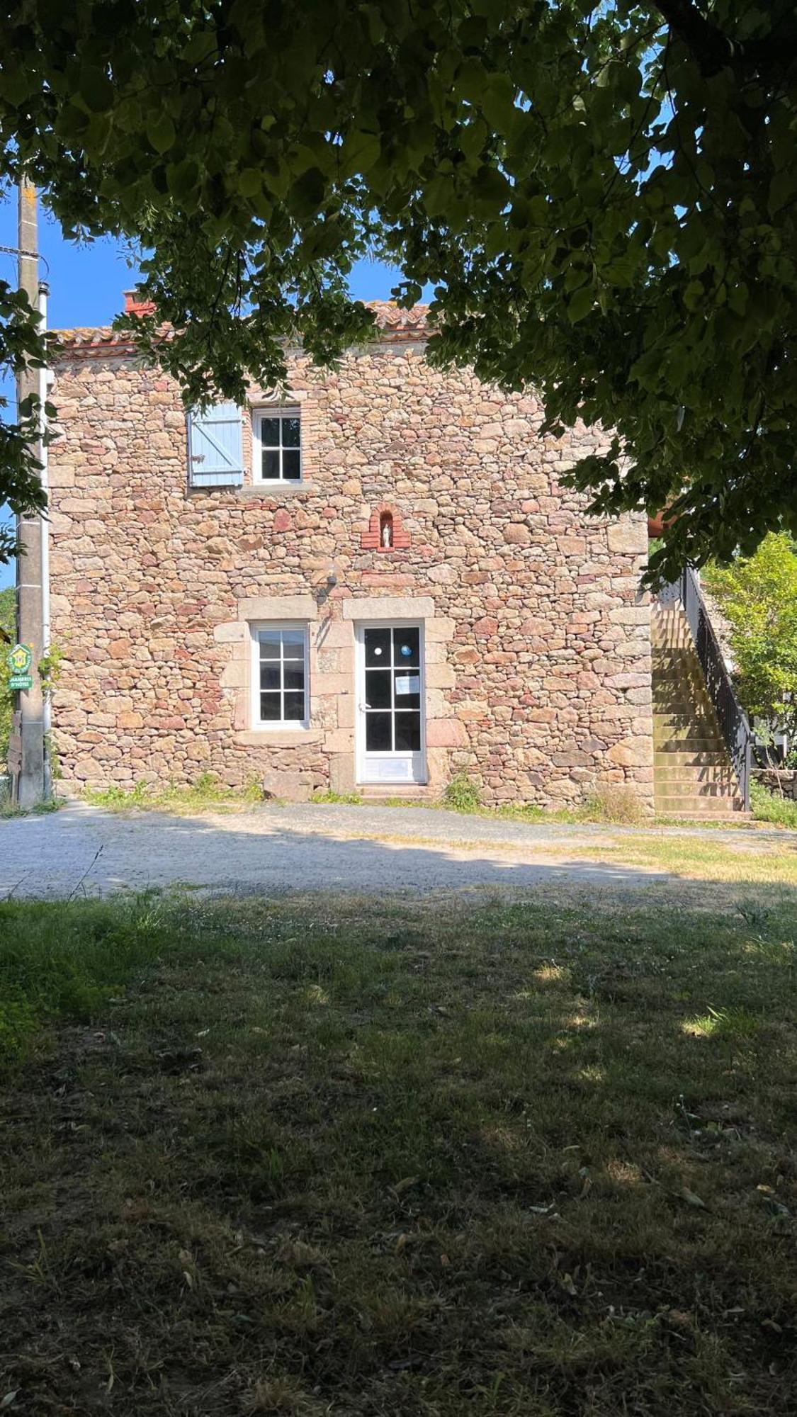 La Milliere - Piscine & Campagne - Cathelineau & Lescure Bed & Breakfast Le Poiré-sur-Vie Exterior foto